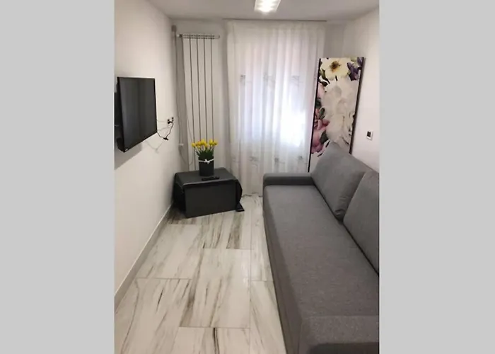 Calle Dei Preti Venice